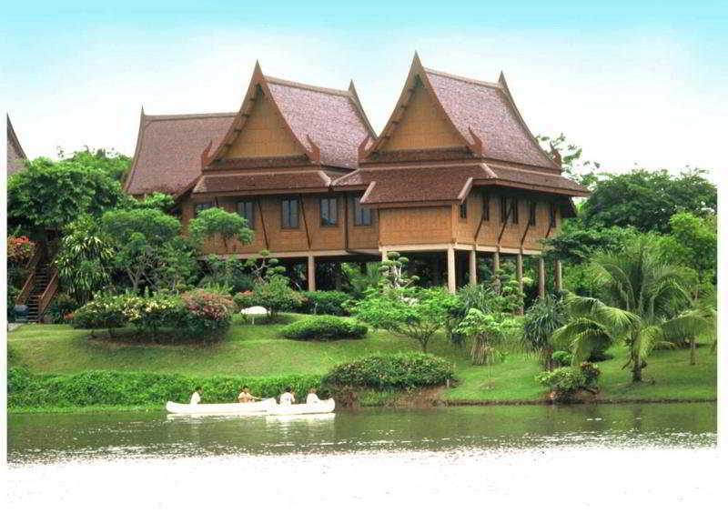 Water Land Golf Resort & Spa Phitsanulok Luaran gambar